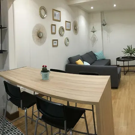 아파트 Apto El Clavo-con Parking Gratis *